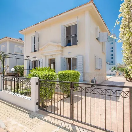 Rent Your Dream Holiday And Look Forward To Relaxing Beside Your Private Pool 1578 Protaras