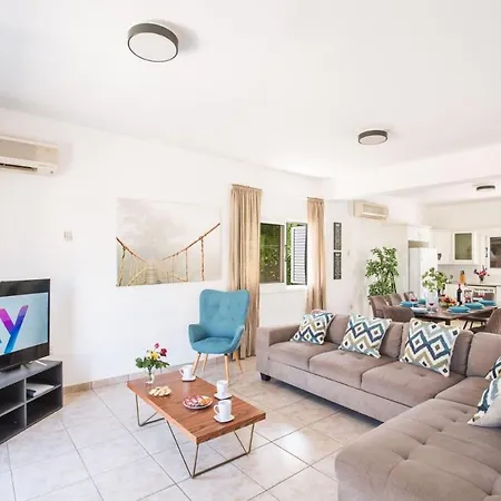 Rent Your Dream Holiday And Look Forward To Relaxing Beside Your Private Pool 1578 * Protaras