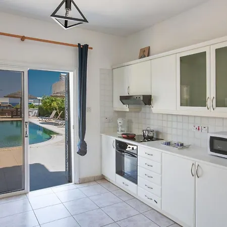 Villa Rent Your Dream Holiday And Look Forward To Relaxing Beside Your Private Pool 1578 *