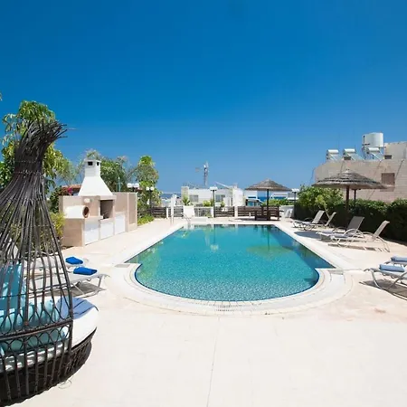 Villa Rent Your Dream Holiday And Look Forward To Relaxing Beside Your Private Pool 1578 Protaras